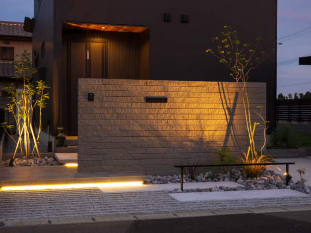 足元に広がるデザインのリズム画像