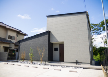 緑がつなぐ、暮らしと癒しの空間画像