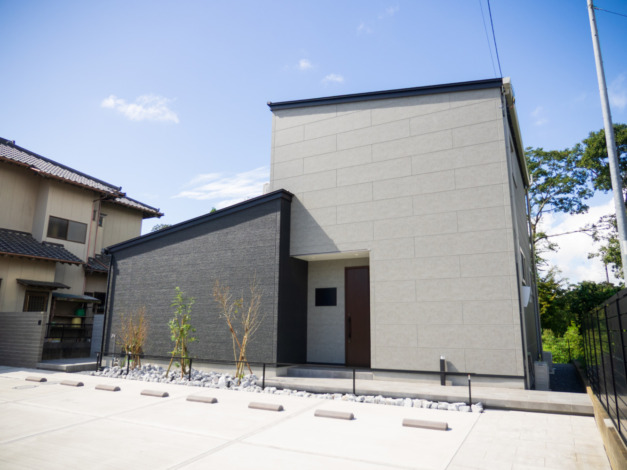 緑がつなぐ、暮らしと癒しの空間画像